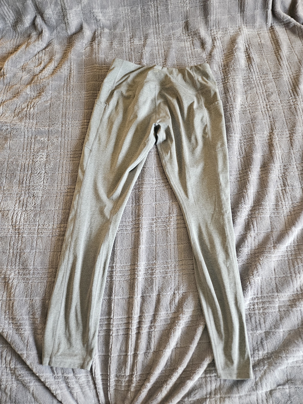 Womans All In Motion Athletic leggings with Side pockets Size Large - Picture 3 of 16